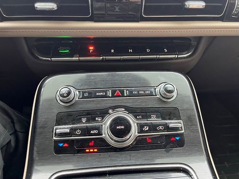 Used 2021 Lincoln Nautilus FWD w/ Equipment Group 101A image 13