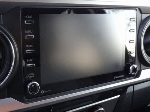 Used 2022 Toyota Tacoma SR5 image 15