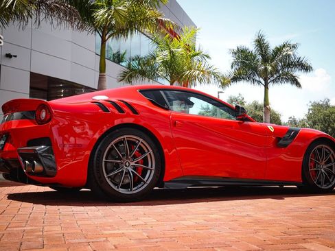 Certified 2017 Ferrari F12tdf RWD image 35
