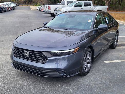 Used 2024 Honda Accord EX-L image 6