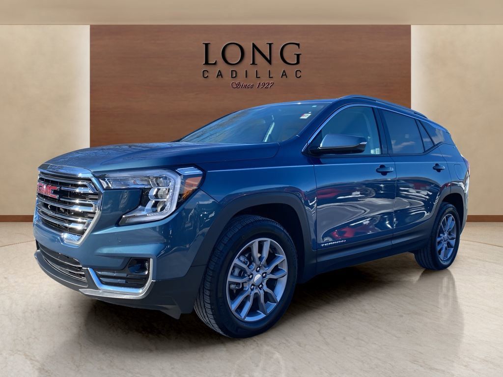 Used 2024 GMC Terrain SLT w/ Tech Package AWD/4WD image 1
