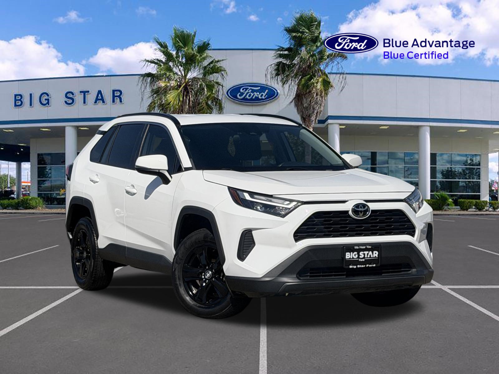 Used 2023 Toyota RAV4 XLE FWD image 1