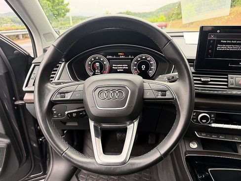 Used 2023 Audi Q5 2.0T Premium Plus w/ Premium Plus Package AWD/4WD image 13