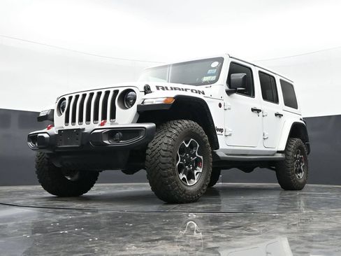 Used 2023 Jeep Wrangler Unlimited Rubicon w/ Cold Weather Group AWD/4WD image 49