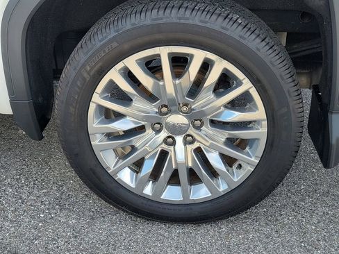 Used 2019 GMC Sierra 1500 Denali w/ Denali Ultimate Package AWD/4WD image 9