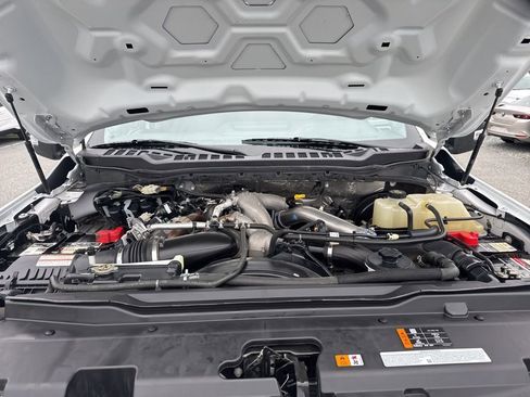 Used 2024 Ford F250 XLT w/ FX4 Off-Road Package image 34