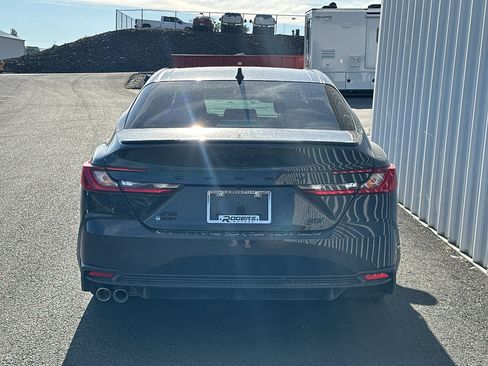 Used 2026 Toyota Camry SE w/ Convenience Package AWD/4WD image 6