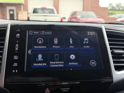 Used 2017 Honda Ridgeline RTL-T image 11