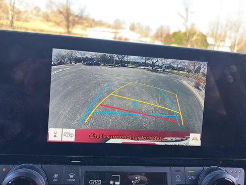 Used 2024 Toyota Grand Highlander XLE image 36