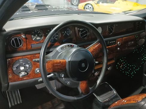 Used 2009 Rolls-Royce Phantom Sedan RWD image 19