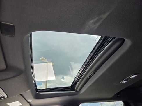 Used 2020 Chevrolet Silverado 2500 High Country w/ Technology Package image 11