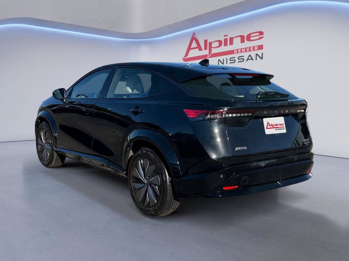Used 2024 Nissan Ariya AWD image 3