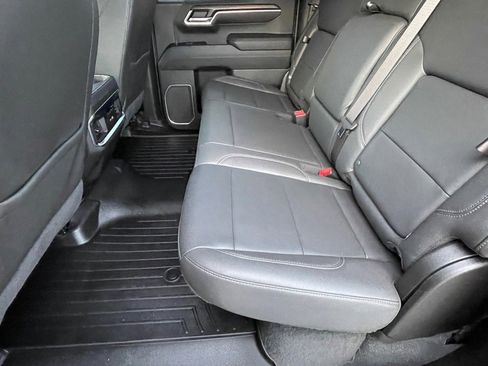 Used 2022 GMC Sierra 1500 SLT w/ SLT Convenience Package image 13