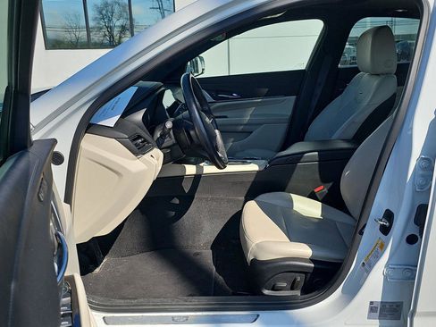 Used 2023 Cadillac CT4 Premium Luxury image 6