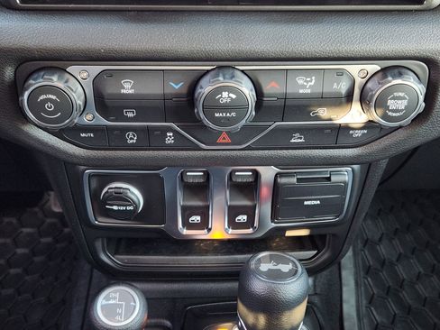 New 2026 Jeep Wrangler Sport AWD/4WD image 15