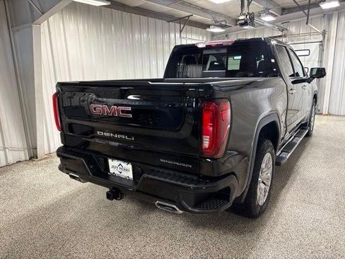Used 2023 GMC Sierra 1500 Denali AWD/4WD image 4