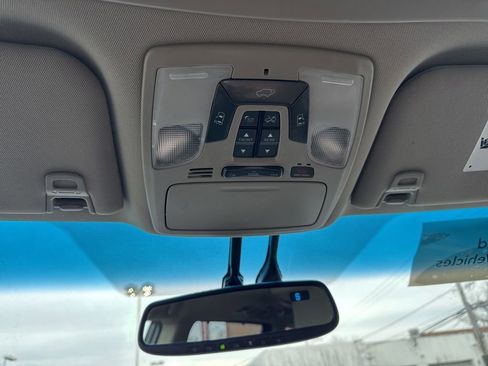 Used 2017 Toyota Sienna Limited image 44