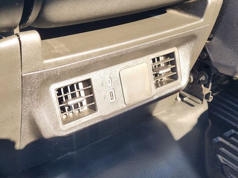 Used 2025 Chevrolet Silverado 1500 W/T w/ WT Value Package AWD/4WD image 31
