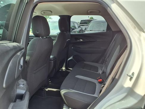 Used 2023 Chevrolet TrailBlazer LT w/ Convenience Package AWD/4WD image 13