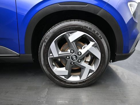 Used 2025 Hyundai Venue SEL FWD image 10