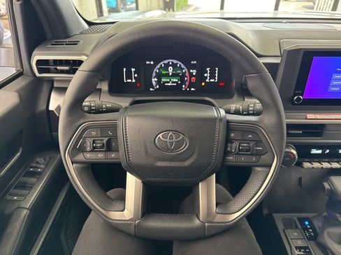 New 2026 Toyota 4Runner SR5 image 19