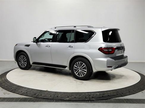 Used 2023 Nissan Armada SL w/ Captain's Chairs Package image 5