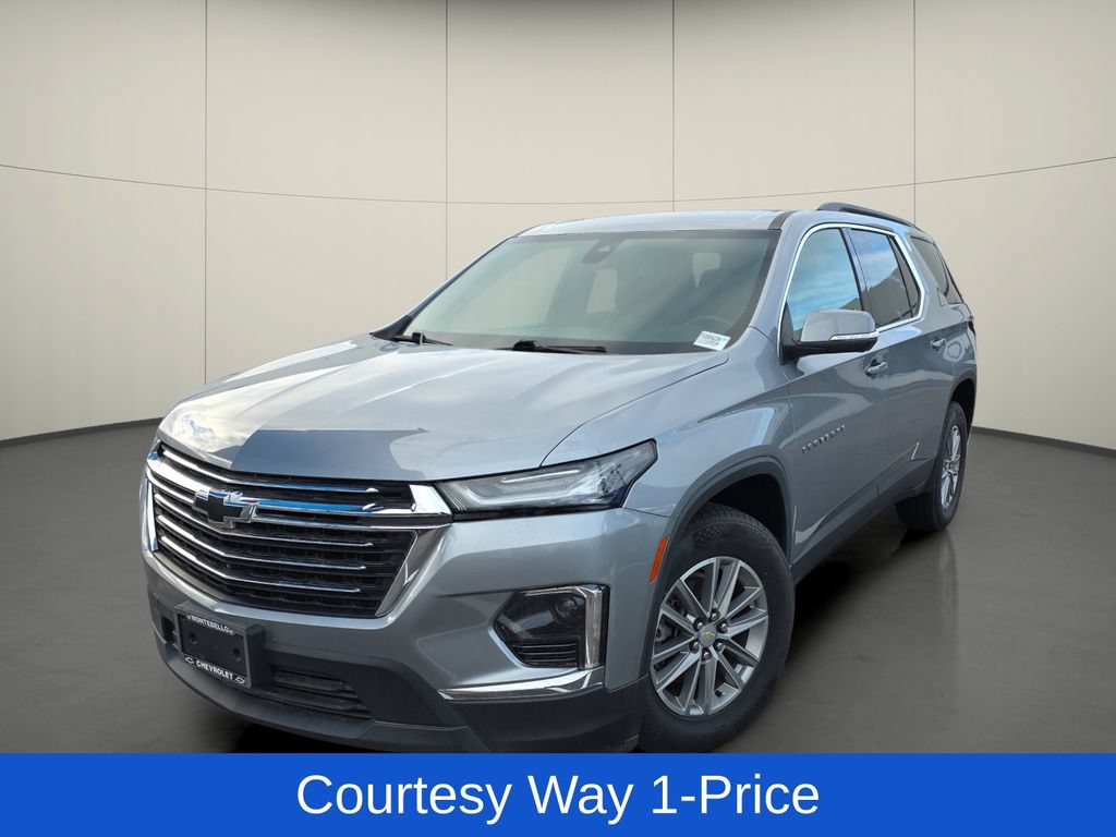 Used 2023 Chevrolet Traverse LT FWD image 4