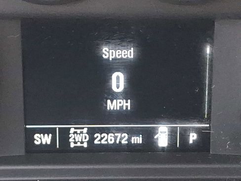 Used 2023 Chevrolet Silverado 1500 Custom image 20