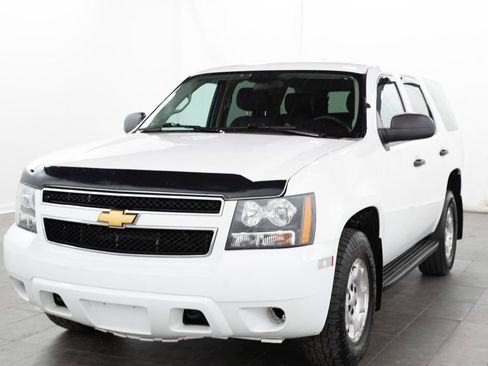 Used 2013 Chevrolet Tahoe 4WD image 4