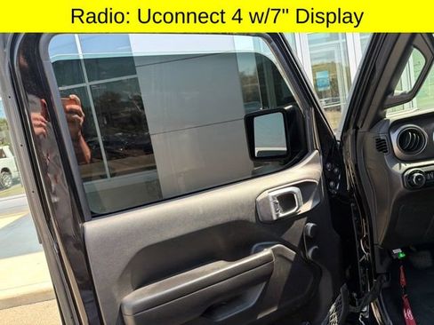 Used 2022 Jeep Wrangler Unlimited Sport AWD/4WD image 9