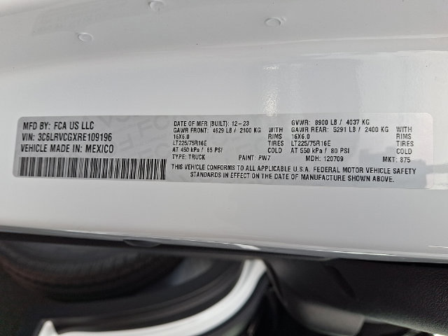 Used 2024 RAM ProMaster 2500 w/ Safety Group FWD image 26