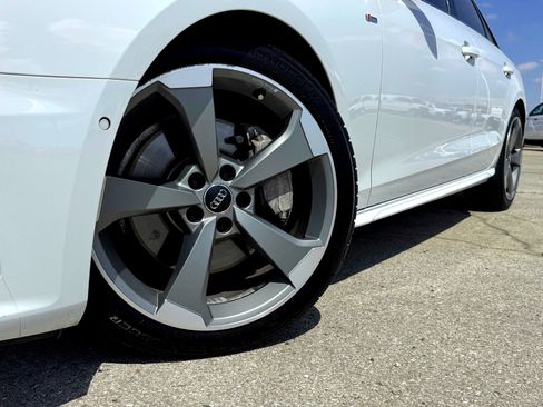 Used 2021 Audi A4 2.0T Prestige w/ Prestige Package image 2