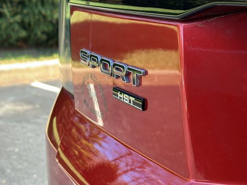 Used 2021 Land Rover Range Rover Sport HST image 11