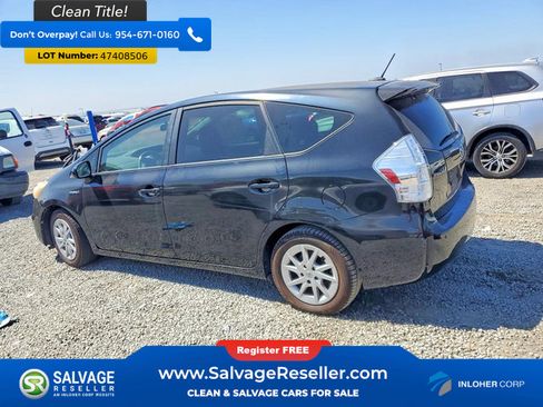 Used 2012 Toyota Prius V Three image 3
