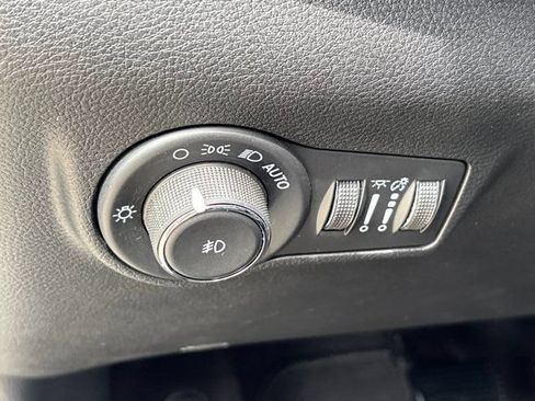 Used 2026 Jeep Compass Limited AWD/4WD image 22