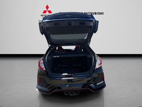 Used 2019 Honda Civic Type R image 9