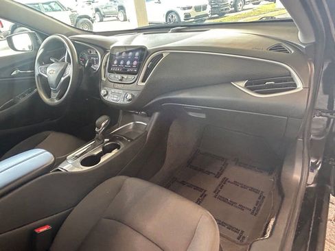 Used 2023 Chevrolet Malibu LT image 26