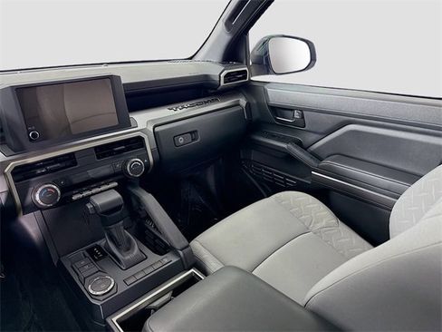 Certified 2025 Toyota Tacoma image 22