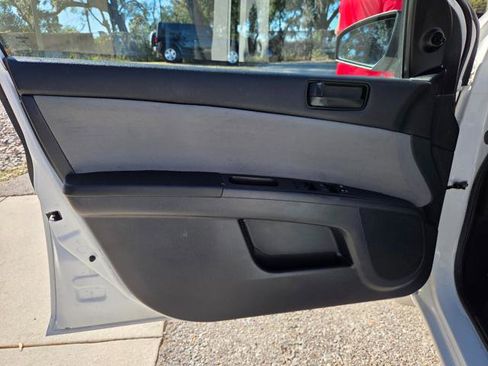 Used 2011 Nissan Sentra 2.0 image 15