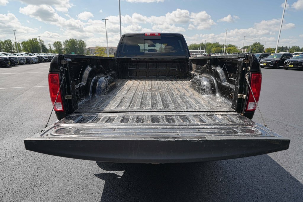 Used 2016 RAM 3500 Big Horn AWD/4WD image 11