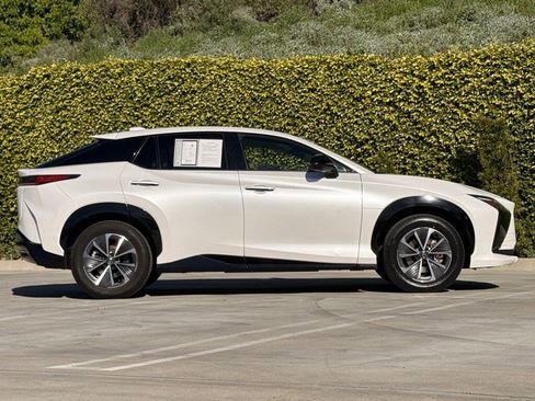 Certified 2023 Lexus RZ 450e Premium image 10