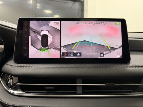 Certified 2027 INFINITI QX60 Luxe w/ Cargo Package FWD image 23