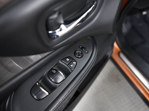 Used 2016 Nissan Murano Platinum w/ Platinum Technology Package image 10