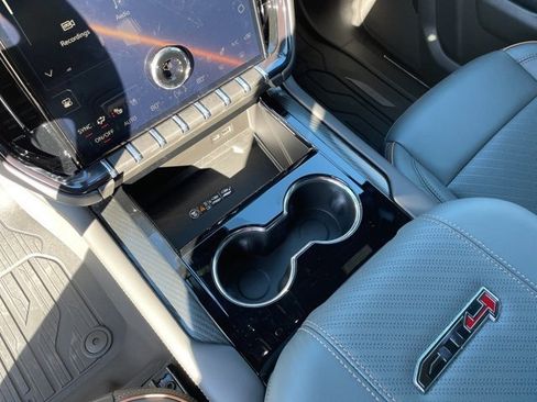 New 2026 GMC Yukon AT4 w/ AT4 Premium Package image 19