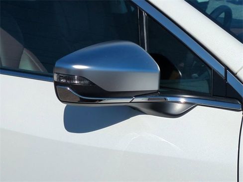 Used 2020 Subaru Outback Touring image 12