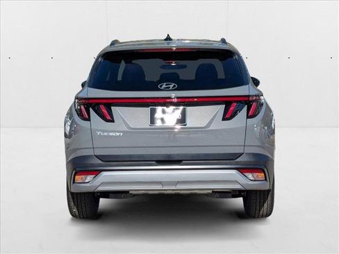 New 2025 Hyundai Tucson SEL image 8