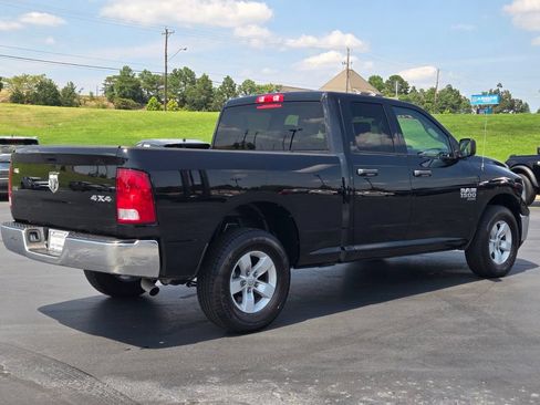 Used 2024 RAM 1500 Classic SLT AWD/4WD image 5