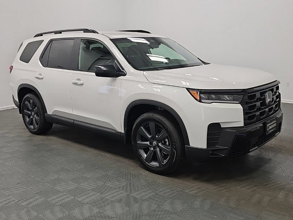 New 2026 Honda Pilot Sport image 2