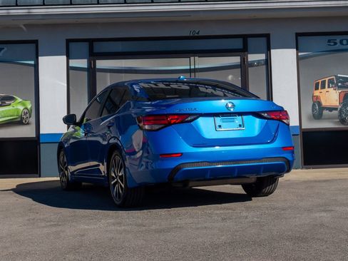 Used 2023 Nissan Sentra SV w/ SV Premium Package image 8