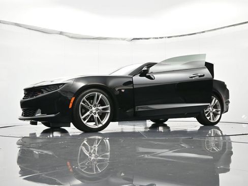 Used 2022 Chevrolet Camaro LT w/ RS Package image 44